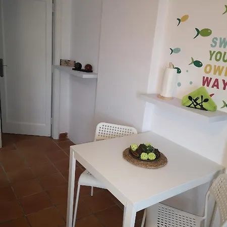 Sunflower Apartment Lajita